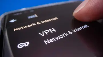 يسمح خطأ في Android 16 للتطبيقات بتجاهل شبكات VPN والكشف عن عناوين IP